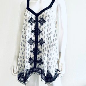 Lucky Brand Boho Chic Black & White Handkerchief V-Neck Sleeveless Top, L, NWT